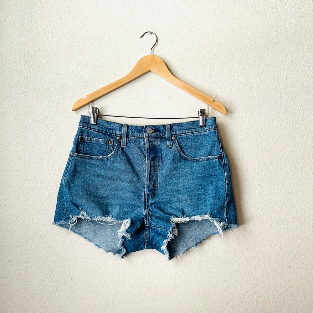 Levi's 5 Button High Waist Cut Off Denim 3” Shorts Size 30 Blue Distressed